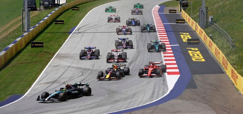 Read more about the article Austrian GP predictions: Piastri’s podium chances, Mercedes to beat Ferrari